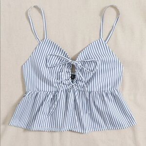 NWOT Tie front ruffle hem striped Cami top​